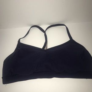 Aerie Sports Bra - Size Large - removable pads